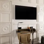 Hotel L'ormaie & Paris